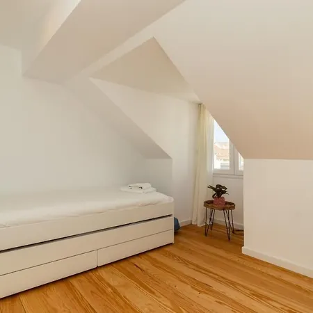Casa Das Andorinhas - Central Aprtmnt W Terrace! Apartment Lisbon