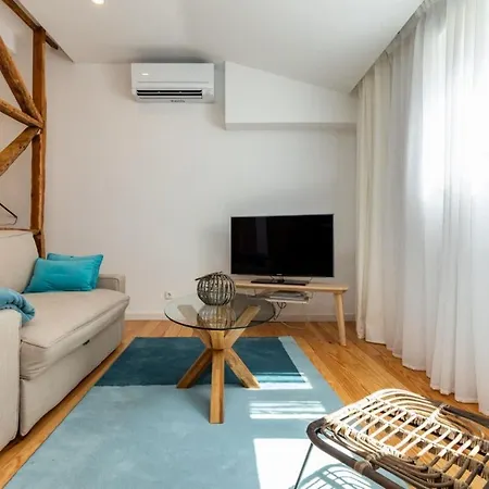 Casa Das Andorinhas - Central Aprtmnt W Terrace! Apartmán